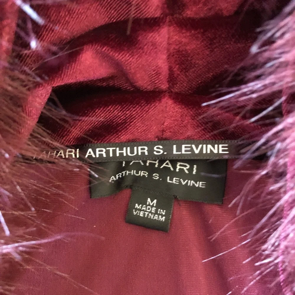 Tahari Bolero Fur Collared Shrug - Picture 4 of 7